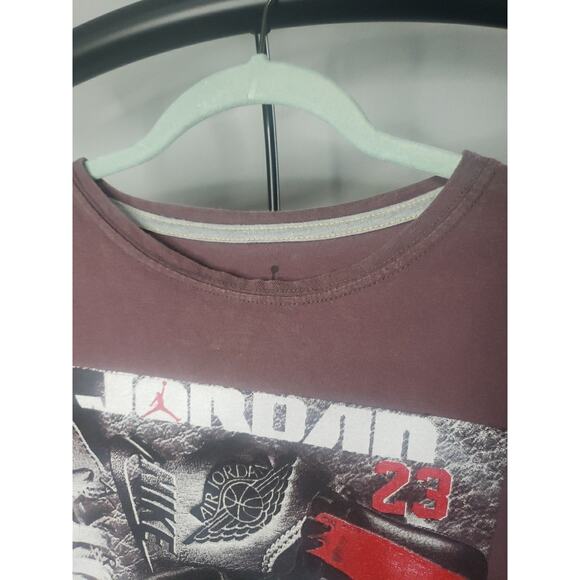 Air Jordan 1 Retro Tshirt Maroon Medium - Picture 3 of 5